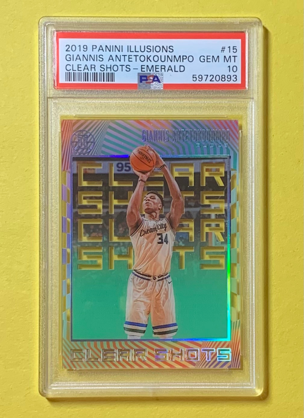 2019 PANINI ILLUSIONS GIANNIS ANTETOKOUNMPO CLEAR SHOTS EMERALD #15 PSA GM MT 10