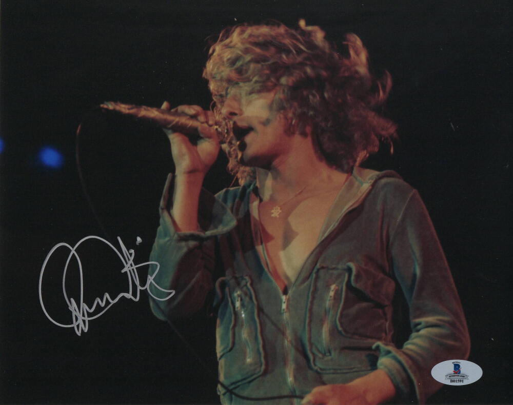 ROGER DALTREY SIGNED AUTOGRAPH 8X10 PHOTO - YOUNG THE WHO FRONTMAN BECKETT COA