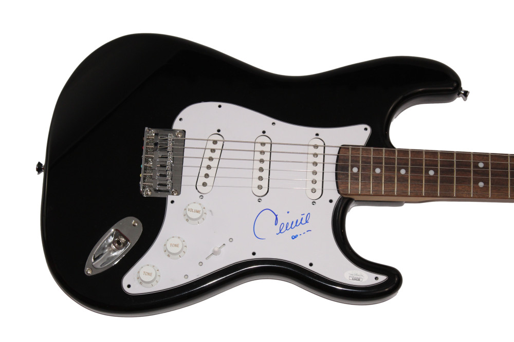 CELINE DION SIGNED AUTOGRAPH B FENDER ELECTRIC GUITAR LET'S TALK ABOUT LOVE JSA