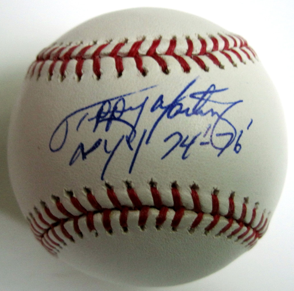 TIPPY MARTINEZ NEW YORK YANKEES NYY 74'-76' SIGNED OFFICIAL ML BALL W/COA
