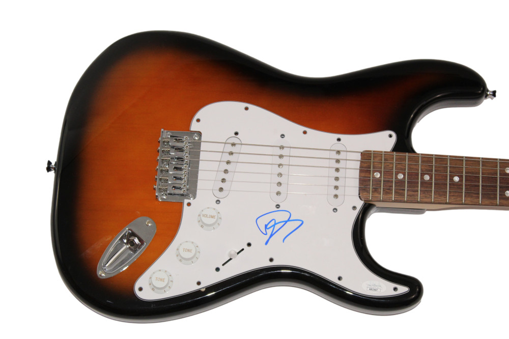 DAVE GROHL SIGNED AUTOGRAPH FENDER ELECTRIC GUITAR NIRVANA FOO FIGHTERS JSA