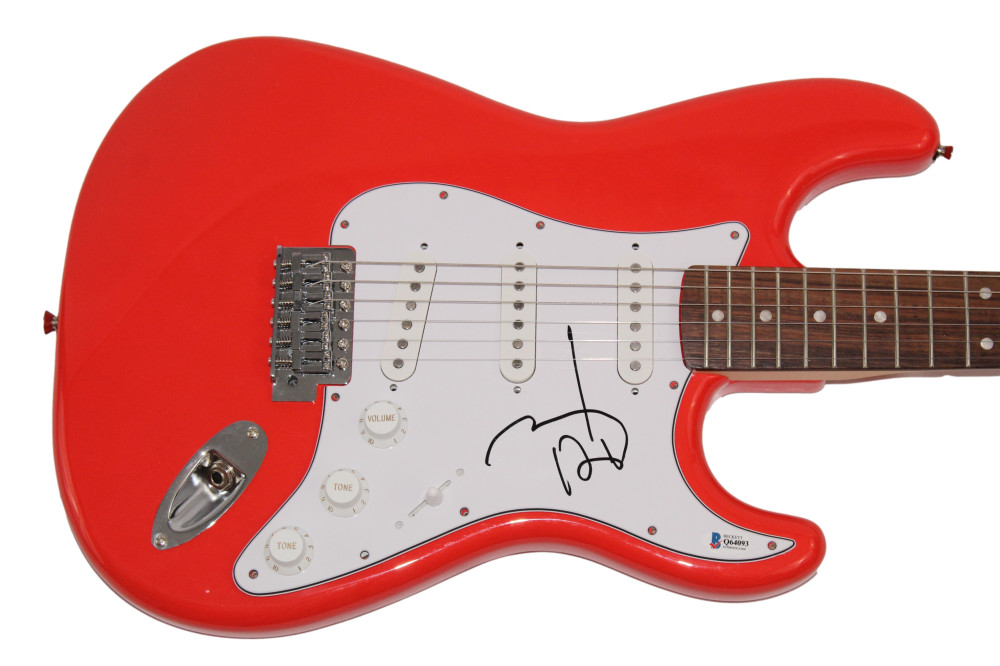 JOHNNY DEPP SIGNED AUTOGRAPH RED FENDER ELECTRIC GUITAR CAPTAIN JACK SPARROW BAS