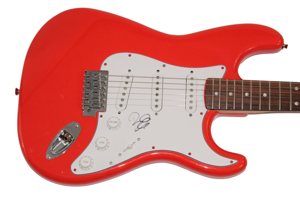 BILLIE EILISH SIGNED AUTOGRAPH FULL SIZE RED FENDER ELECTRIC GUITAR RARE JSA COA