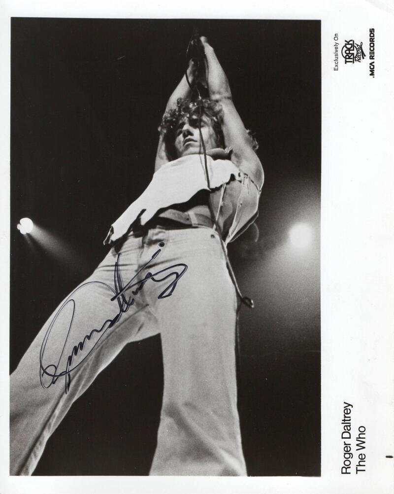 ROGER DALTREY SIGNED AUTOGRAPH 8X10 PHOTO - THE WHO FRONTMAN, RARE w/ JSA COA