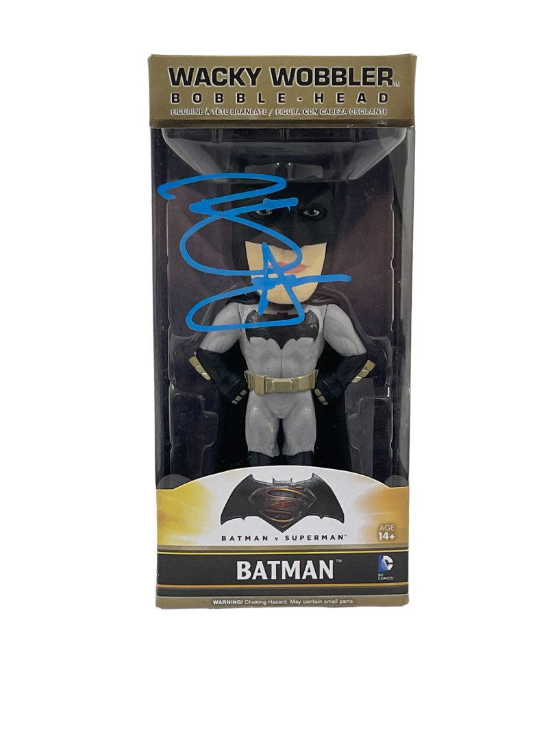 BEN AFFLECK SIGNED BATMAN JUSTICE LEAGUE WACKY WOBBLER BOBBLE HEAD AUTOGRAPH 1