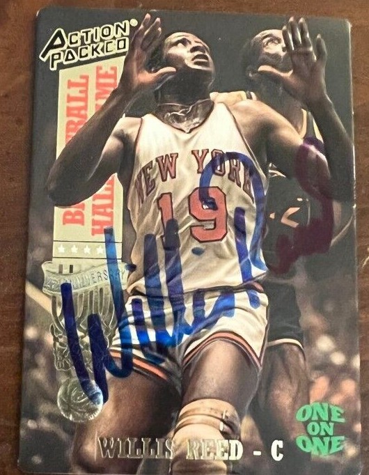 WILLIS REED AUTHENTIC SIGNED AUTOGRAPHED 1993 ACTION PACKED CARD