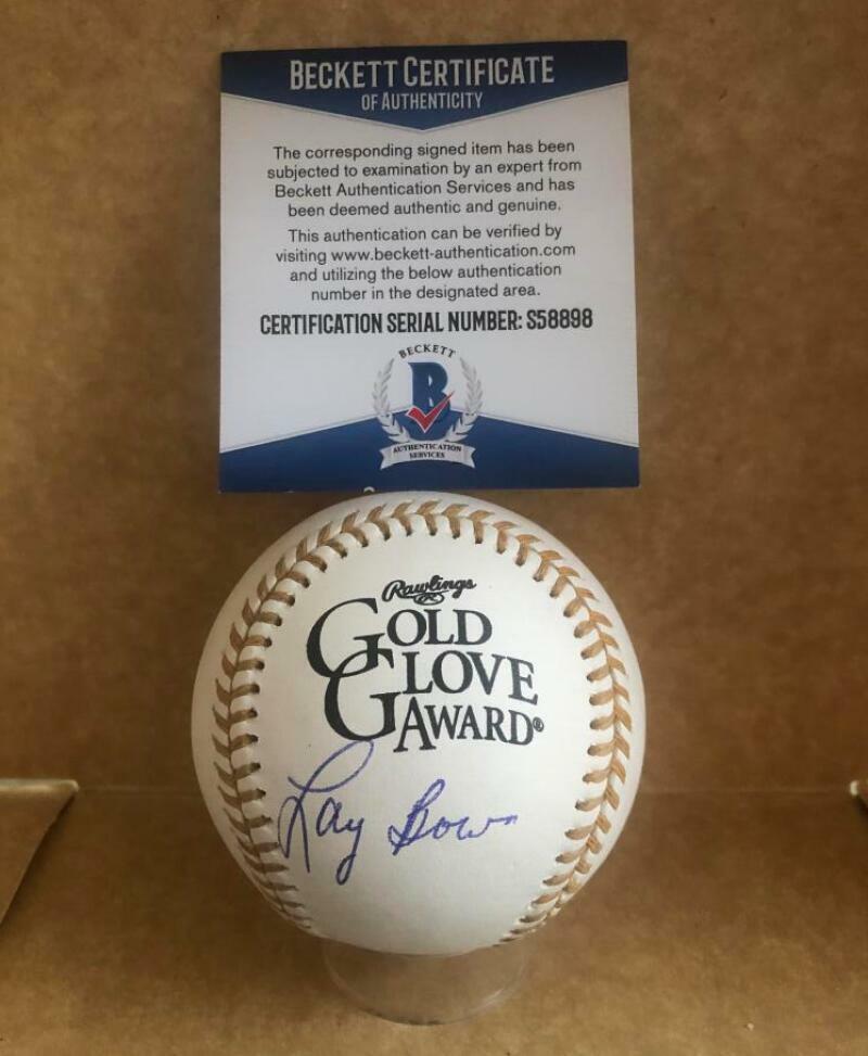 LARRY BOWA PHILADELPHIA PHILLIES SIGNED GOLD GLOVE BASEBALL BECKETT S58898
