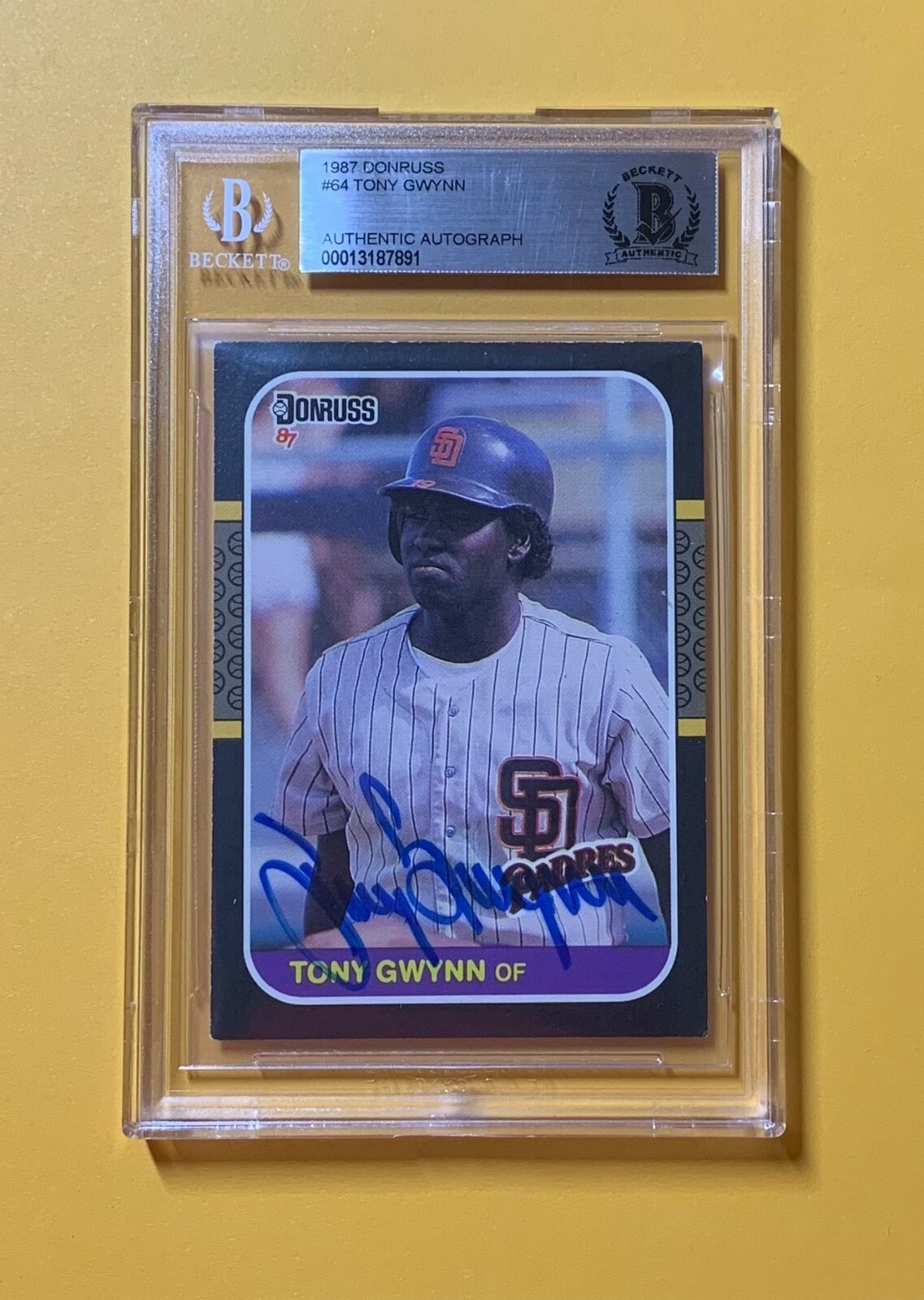 1987 DONRUSS TONY GWYNN #64 AUTHENTIC AUTO BECKETT CERTIFIED HOF