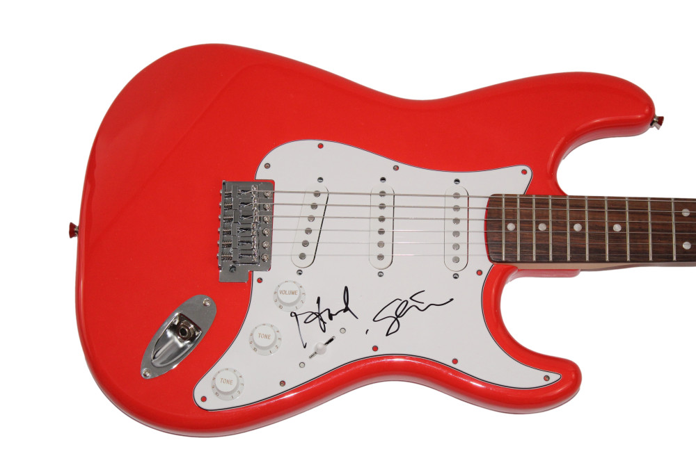 HOWARD STERN SIGNED AUTOGRAPH RED FENDER ELECTRIC GUITAR SHOW COMES AGAIN W/ JSA