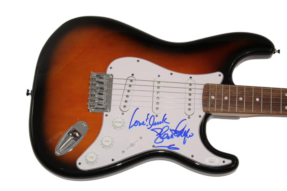 GLORIA ESTEFAN SIGNED AUTOGRAPH FULL SIZE FENDER ELECTRIC GUITAR - MI TIERRA JSA
