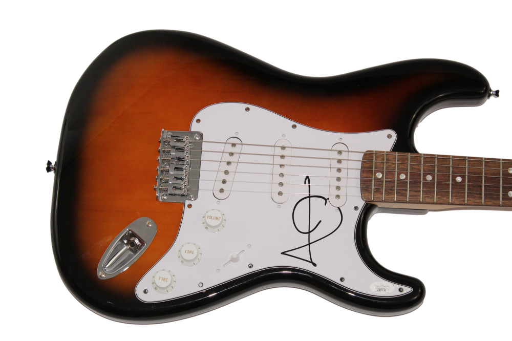 JULIAN CASABLANCAS SIGNED AUTOGRAPH FENDER ELECTRIC GUITAR - THE STROKES JSA COA