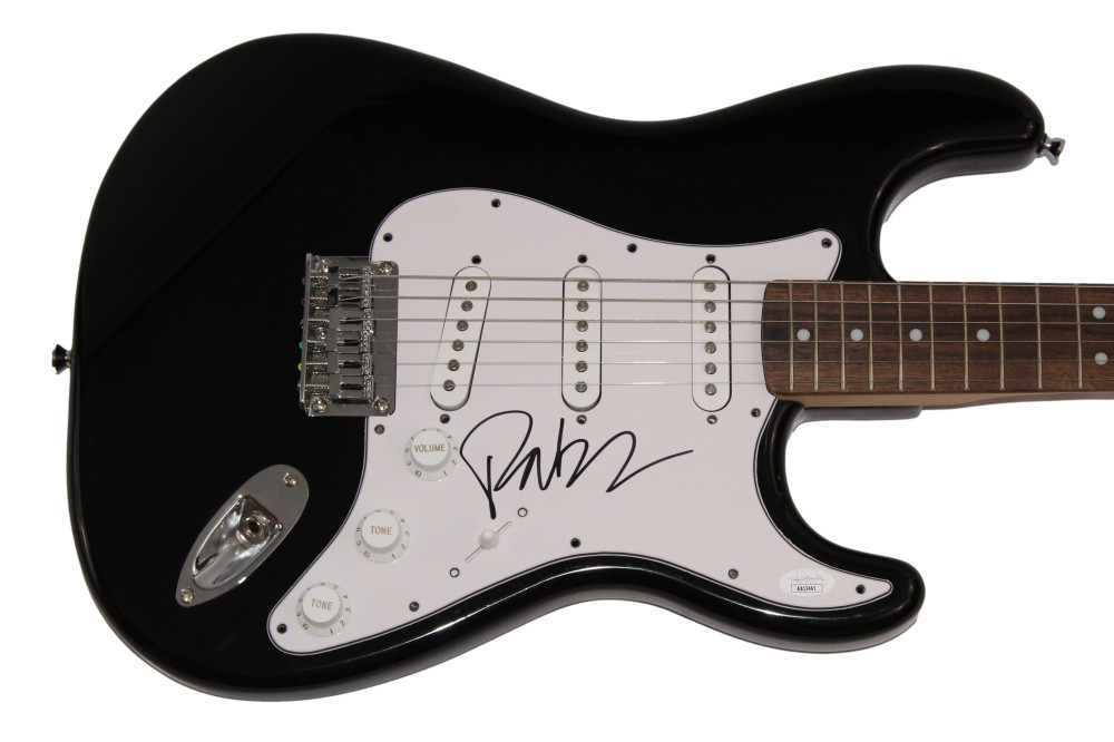 PAT MONAHAN SIGNED AUTOGRAPH FULL SIZE BLACK FENDER ELECTRIC GUITAR TRAIN W/ JSA