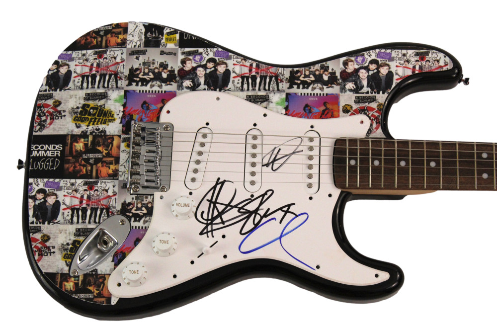 5 SECONDS OF SUMMER 5SOS SIGNED AUTOGRAPH CUSTOM 1/1 FENDER ELECTRIC GUITAR JSA COLLECTIBLE MEMORABILIA