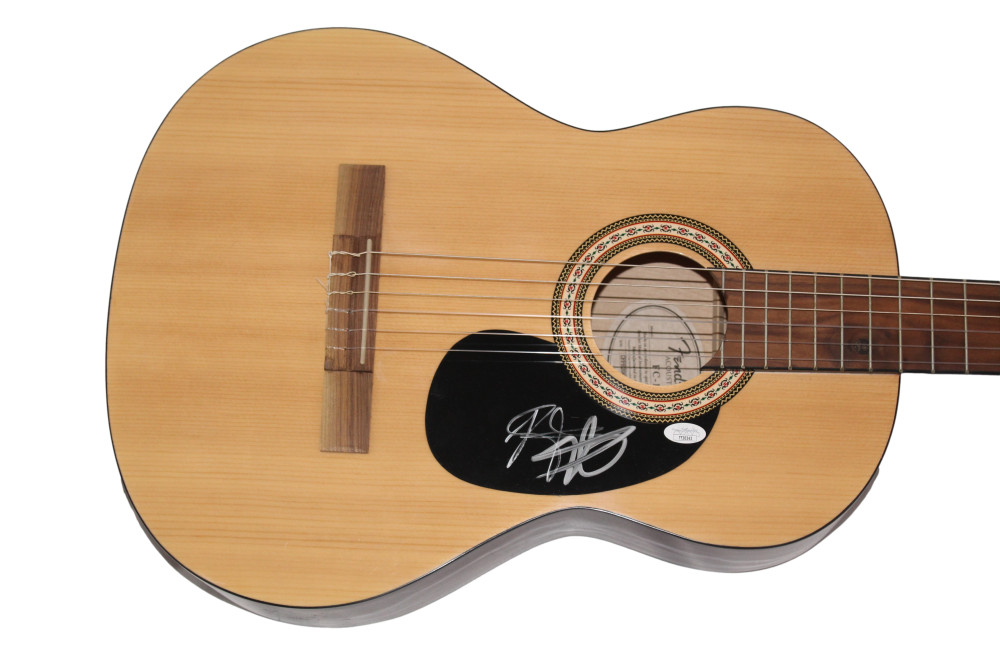SUGARLAND SIGNED AUTOGRAPH FENDER ACOUSTIC GUITAR JENNIFER NETTLES KRISTIAN JSA