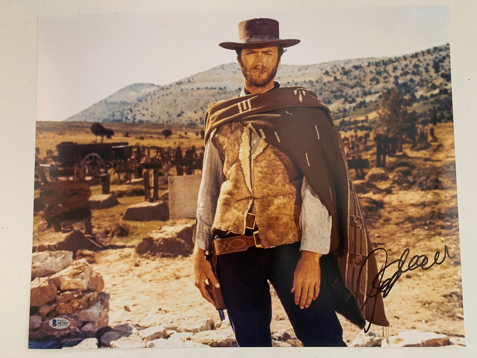 CLINT EASTWOOD SIGNED AUTOGRAPHED 16×20 WESTERN MOVIE PHOTO BECKETT CERTIFIED #1 COLLECTIBLE MEMORABILIA