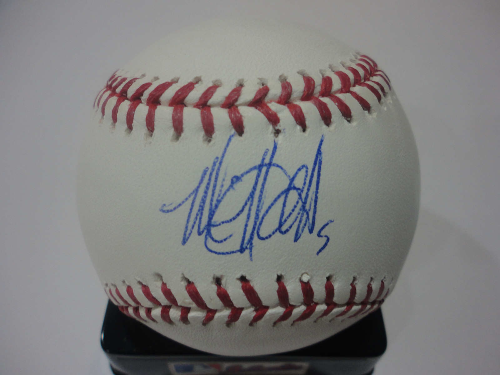 MIKE OLT CHICAGO CUBS SIGNED AUTOGRAPHED M.L. BASEBALL W/COA