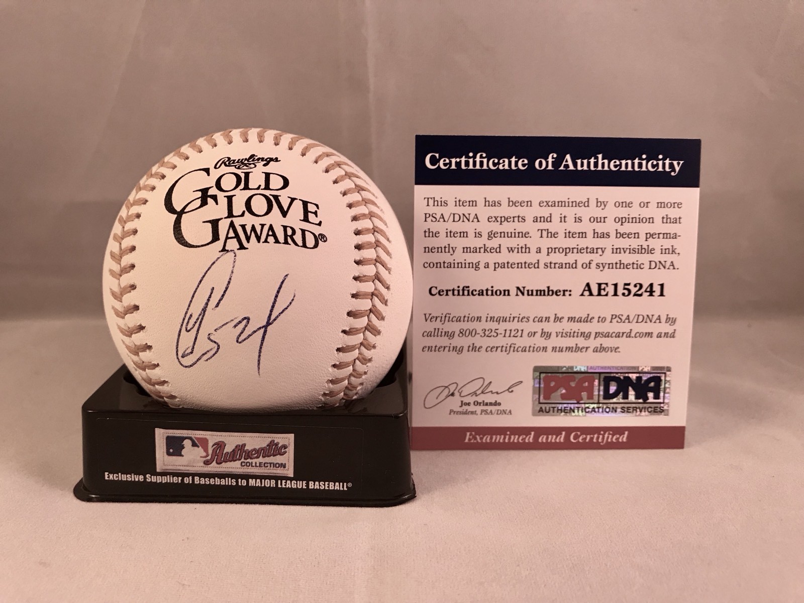 YOENIS CESPEDES SIGNED GOLD GLOVE BASEBALL NEW YORK METS PSA DNA CERT COLLECTIBLE MEMORABILIA