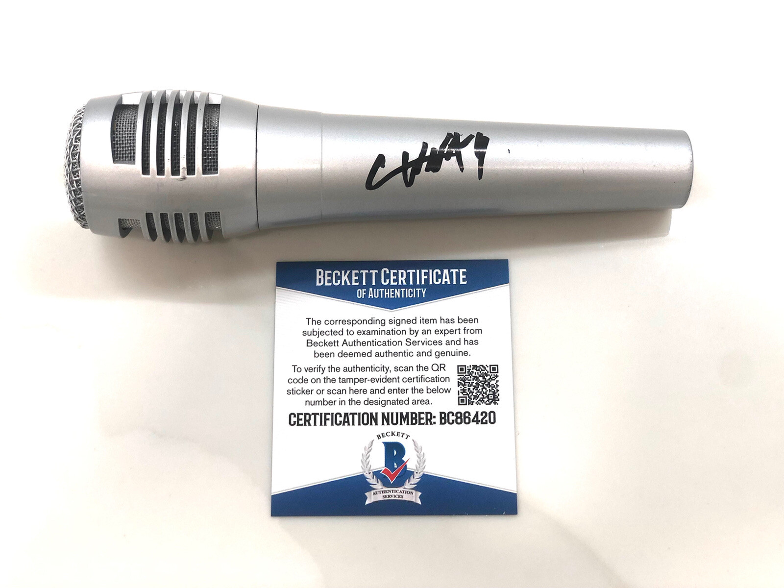Lunay Hand Signed Autographed Microphone 