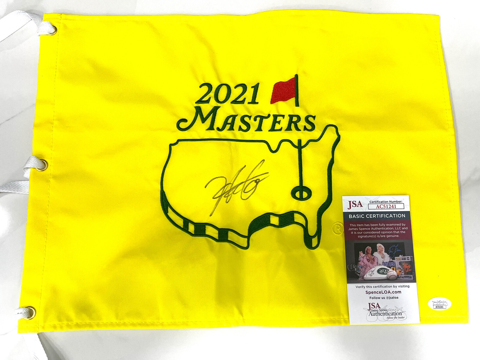 HIDEKI MATSUYAMA HAND SIGNED 2021 MASTERS PIN FLAG AUTOGRAPHED JSA CERT