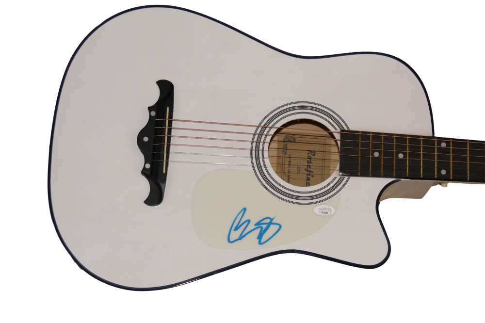 BRAD PAISLEY SIGNED AUTOGRAPH FULL SIZE ACOUSTIC GUITAR LOVE AND WAR W/ JSA COA