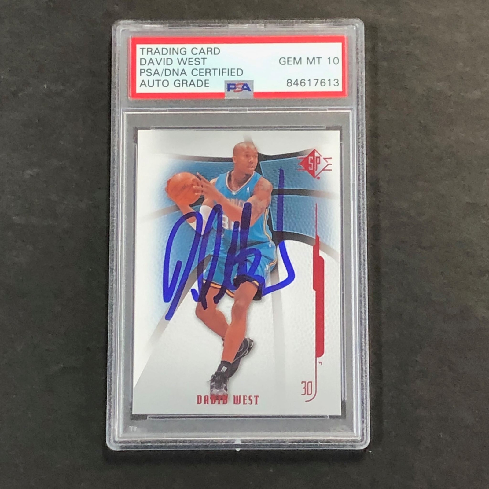 2008-09 UPPER DECK #30 DAVID WEST SIGNED CARD AUTO 10 PSA SLABBED HORNETS COLLECTIBLE MEMORABILIA