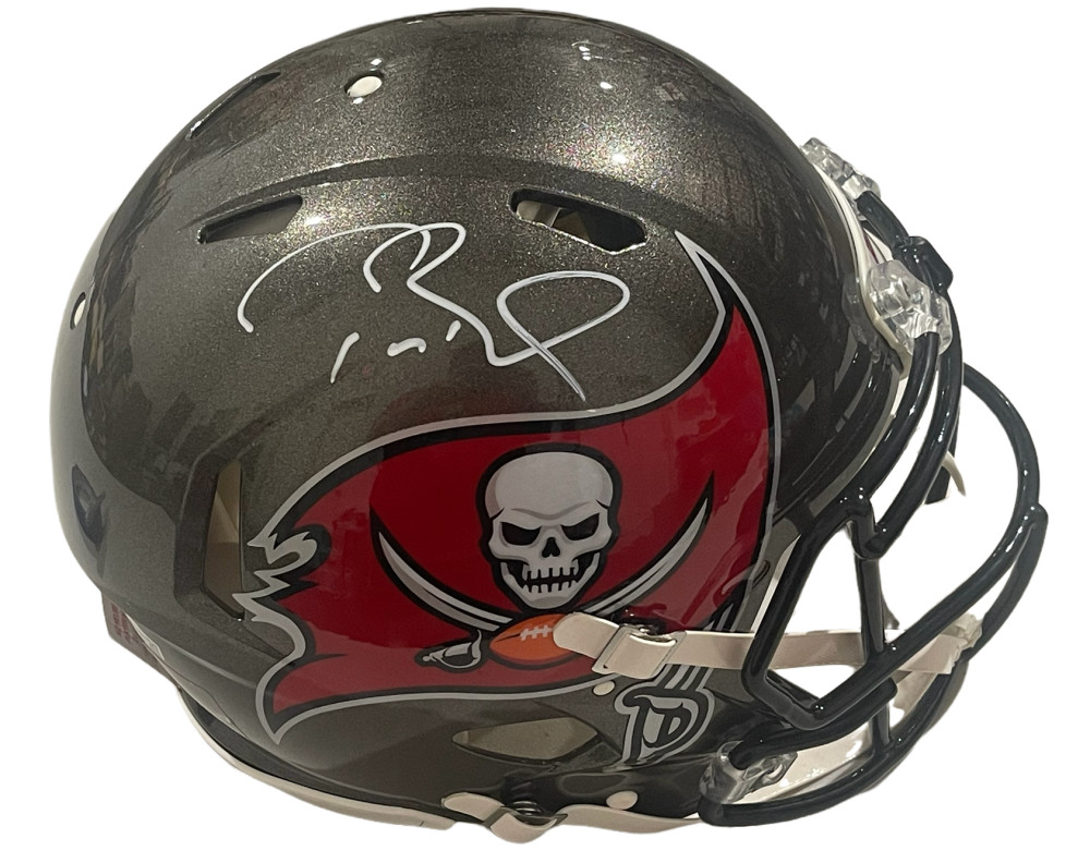 TOM BRADY SIGNED TAMPA BAY BUCCANEERS AUTOGRAPH SPEED AUTHENTIC FULL SIZE HELMET