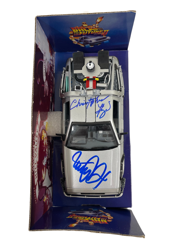 MICHAEL J FOX CHRISTOPHER LLOYD SIGNED BACK TO THE FUTURE 2 1:24 DELOREAN PSA 14
