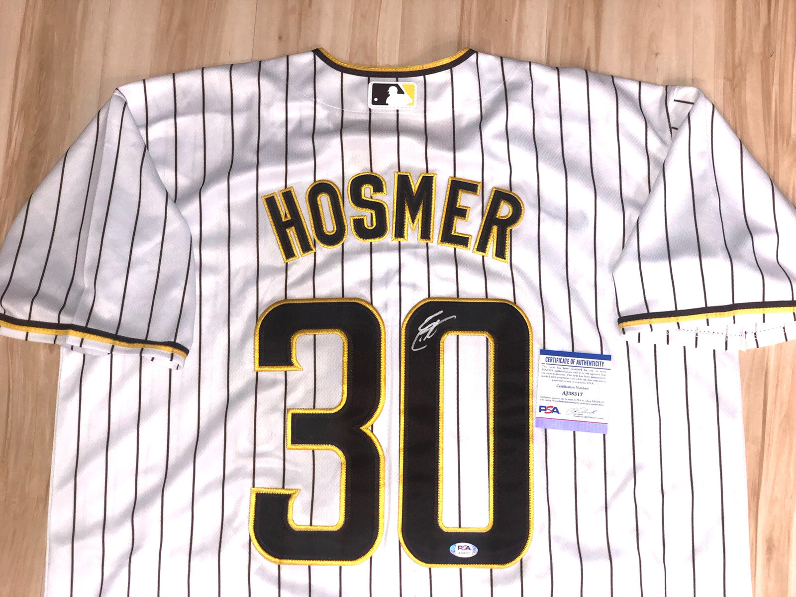 ERIC HOSMER HAND SIGNED SAN DIEGO PADRES JERSEY PSA DNA CERT