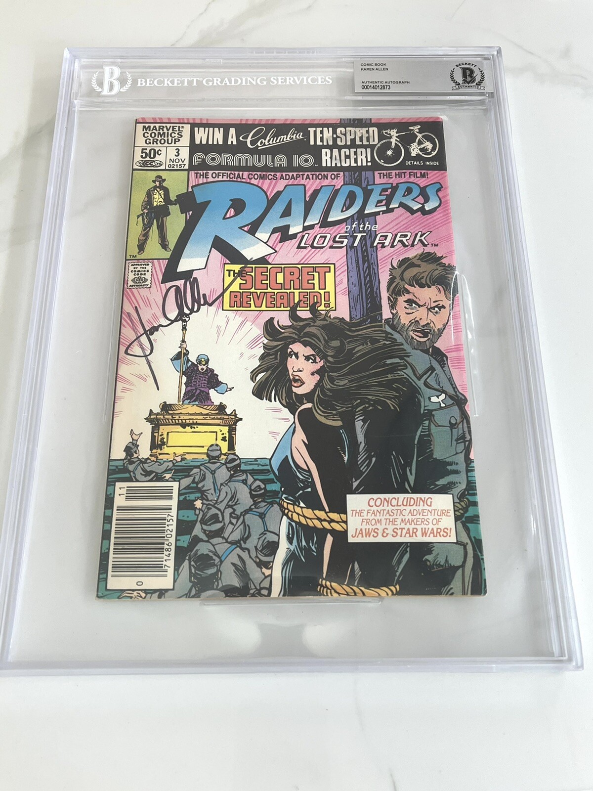 Karen Allen Hand Signed Raiders of the Lost Ark Comic Book Beckett BAS Slabbed