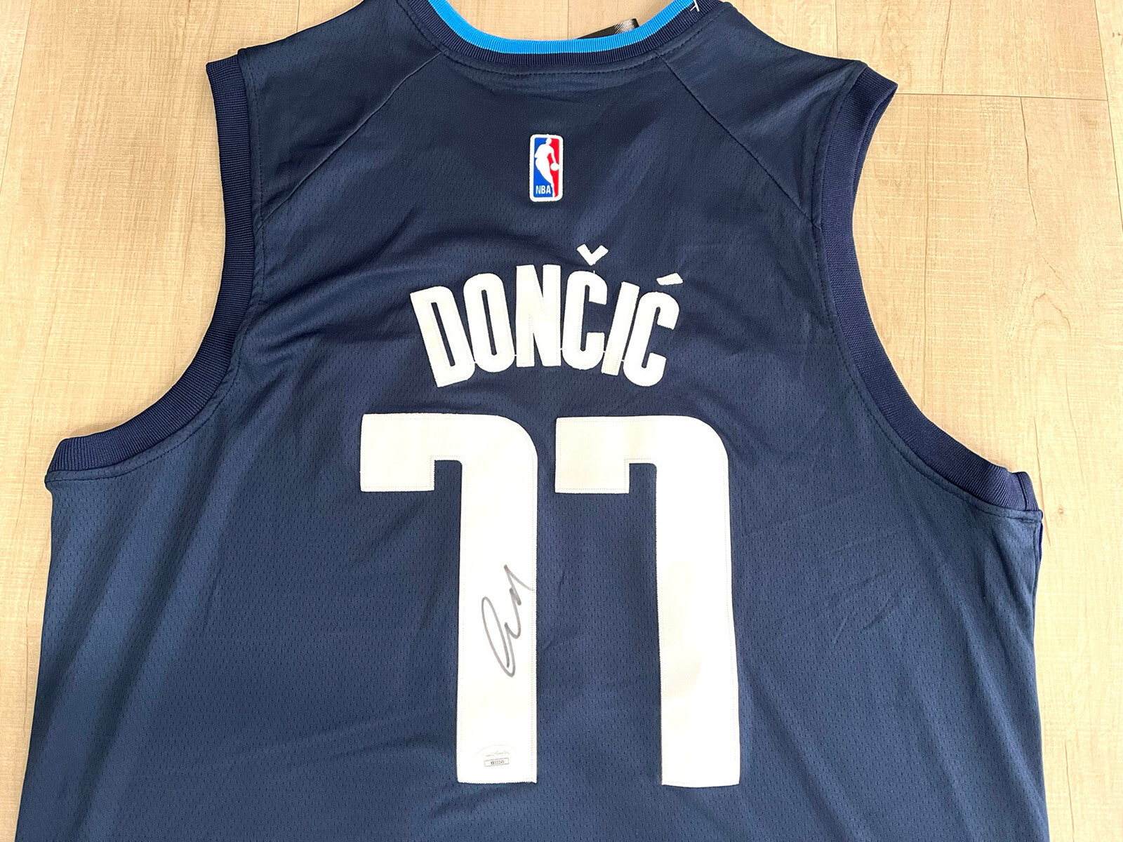 LUKA DONCIC HAND SIGNED DALLAS MAVERICKS JERSEY MVP GOAT JSA LOA #3 COLLECTIBLE MEMORABILIA