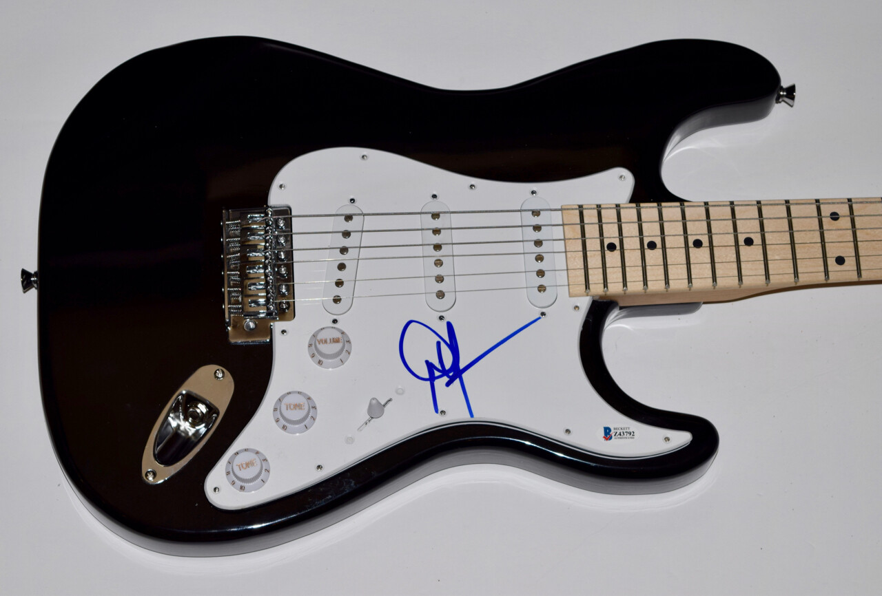 Dwight Yoakam Signed Autographed Electric Guitar Fast As You Country Beckett COA