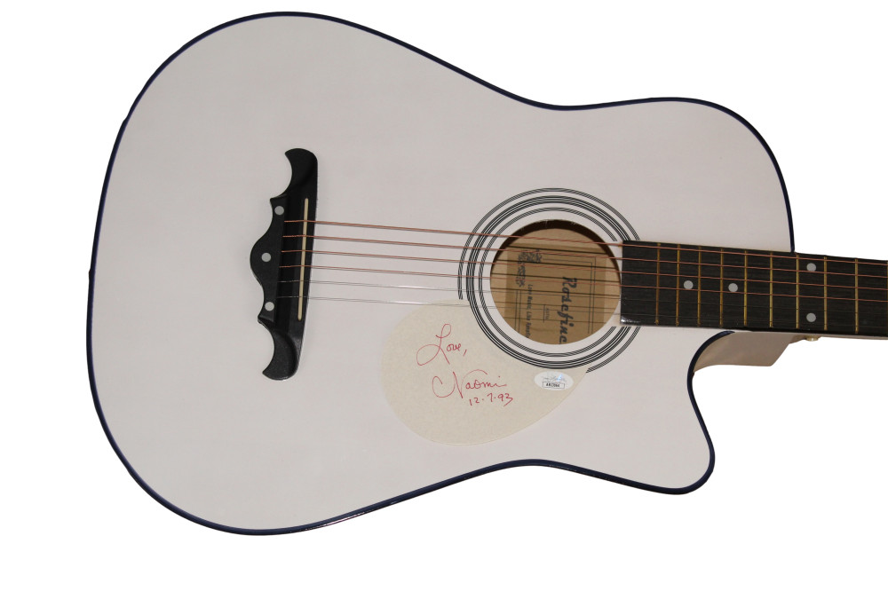 NAOMI JUDD SIGNED AUTOGRAPH ACOUSTIC GUITAR - COUNTRY MUSIC LEGEND THE JUDDS JSA