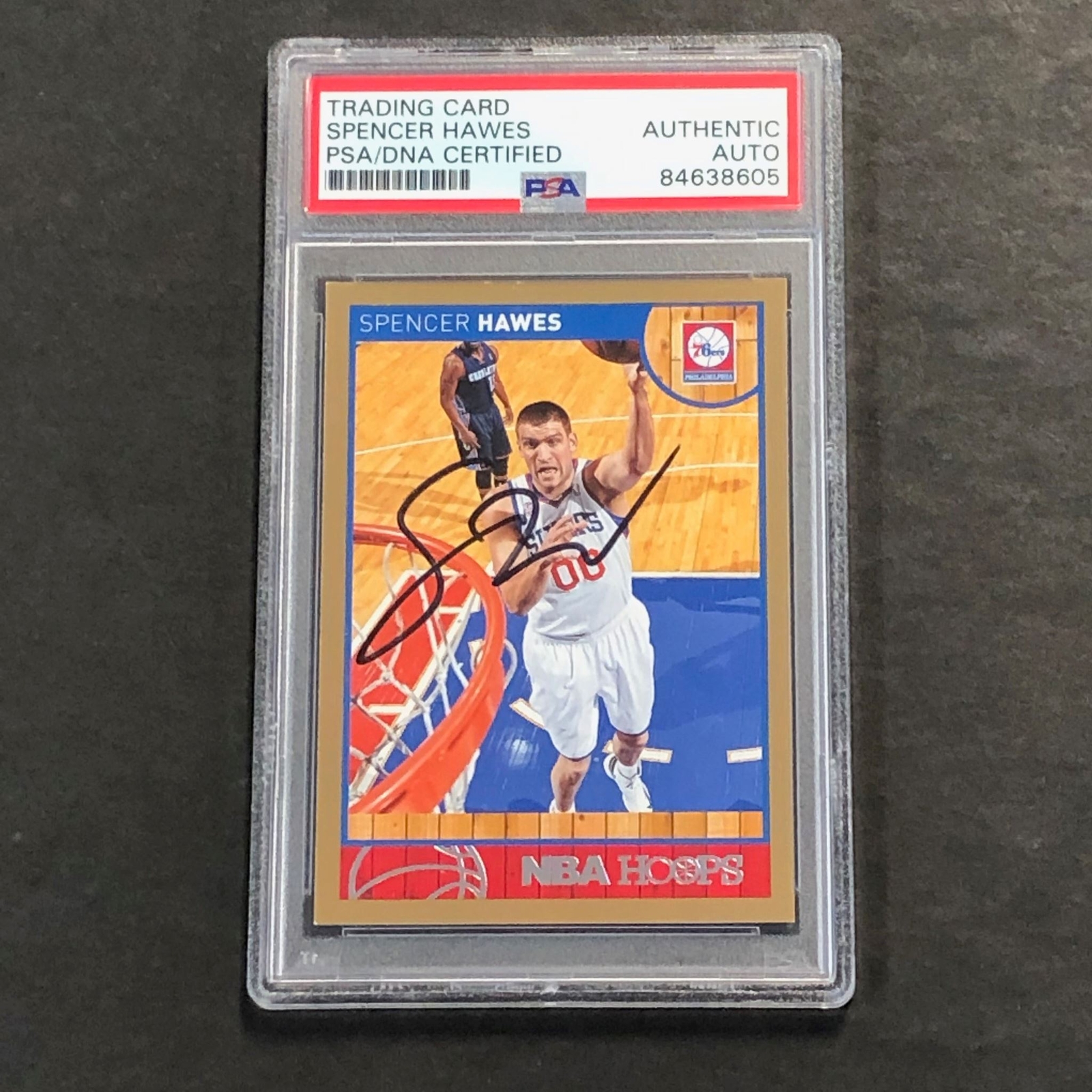 2013-14 NBA Hoops #6 Spencer Hawes Signed Card AUTO PSA/DNA Slabbed 76ers