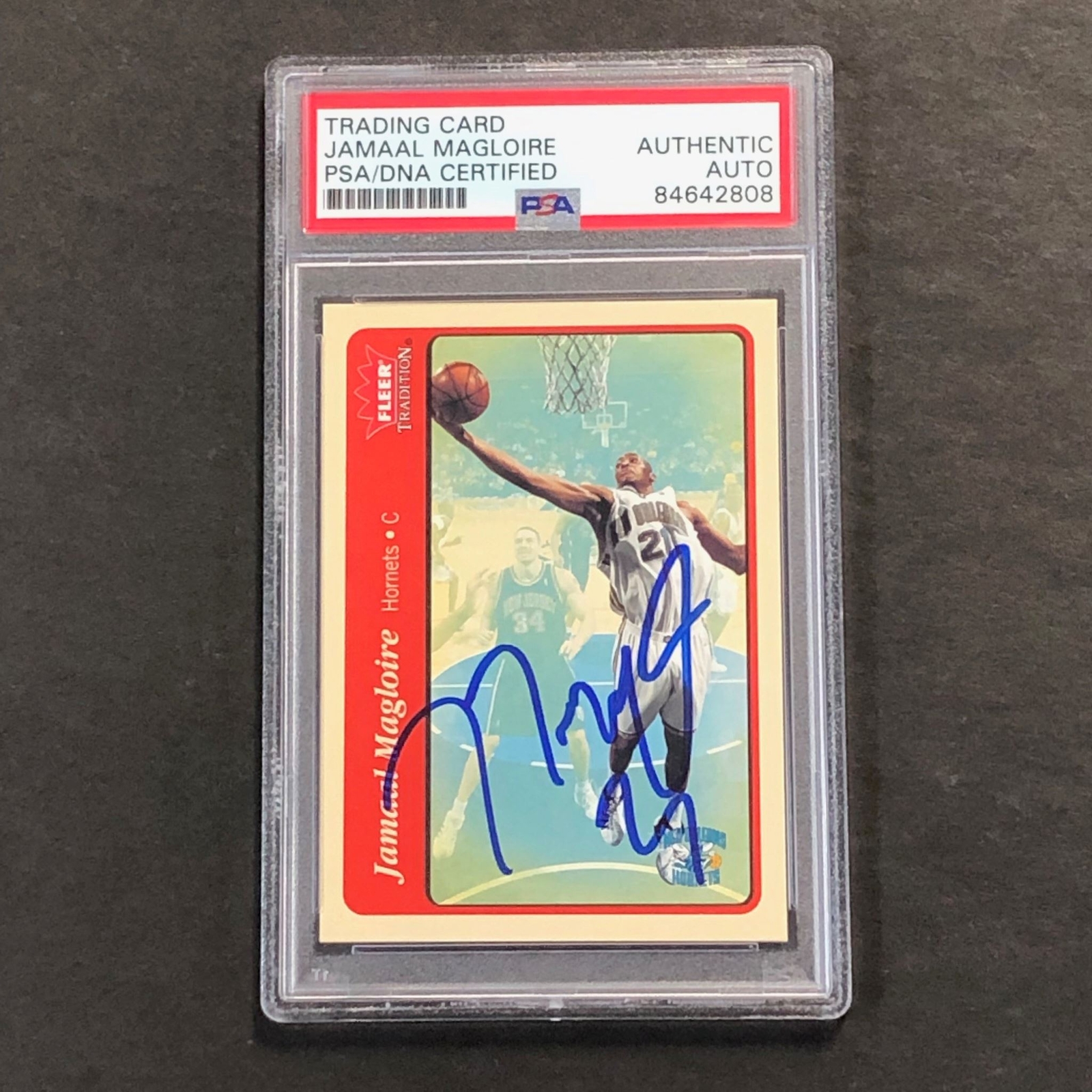 2004-05 Fleer Tradition #145 Jamaal Magloire Signed Card AUTO PSA Slabbed Hornet