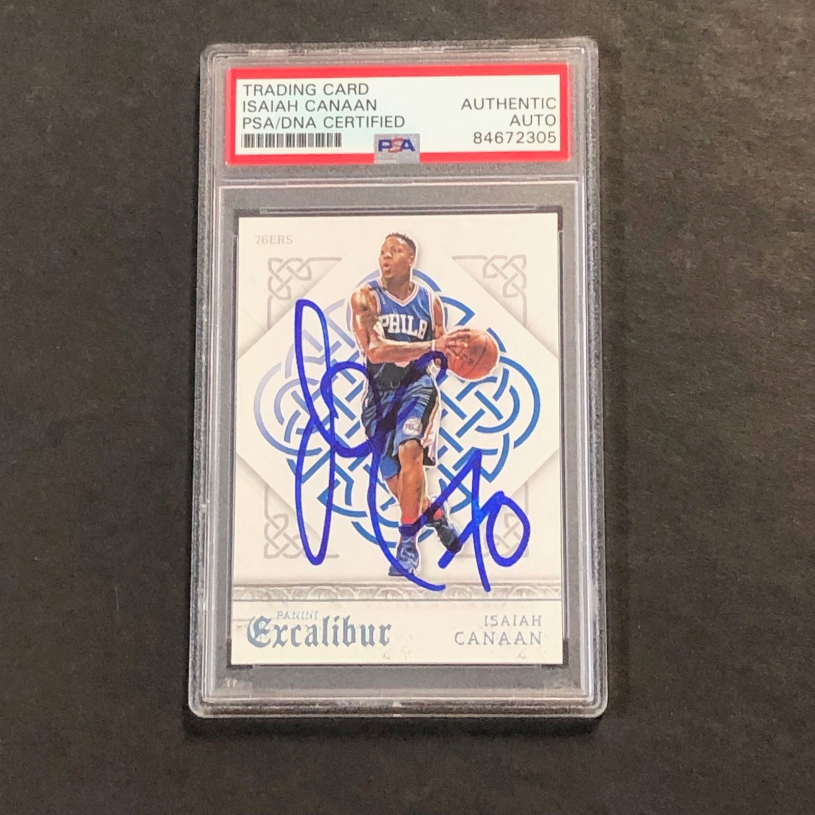 2015-16 Panini Excalibur #24 Isaiah Canaan Signed Card AUTO PSA Slabbed 76ers