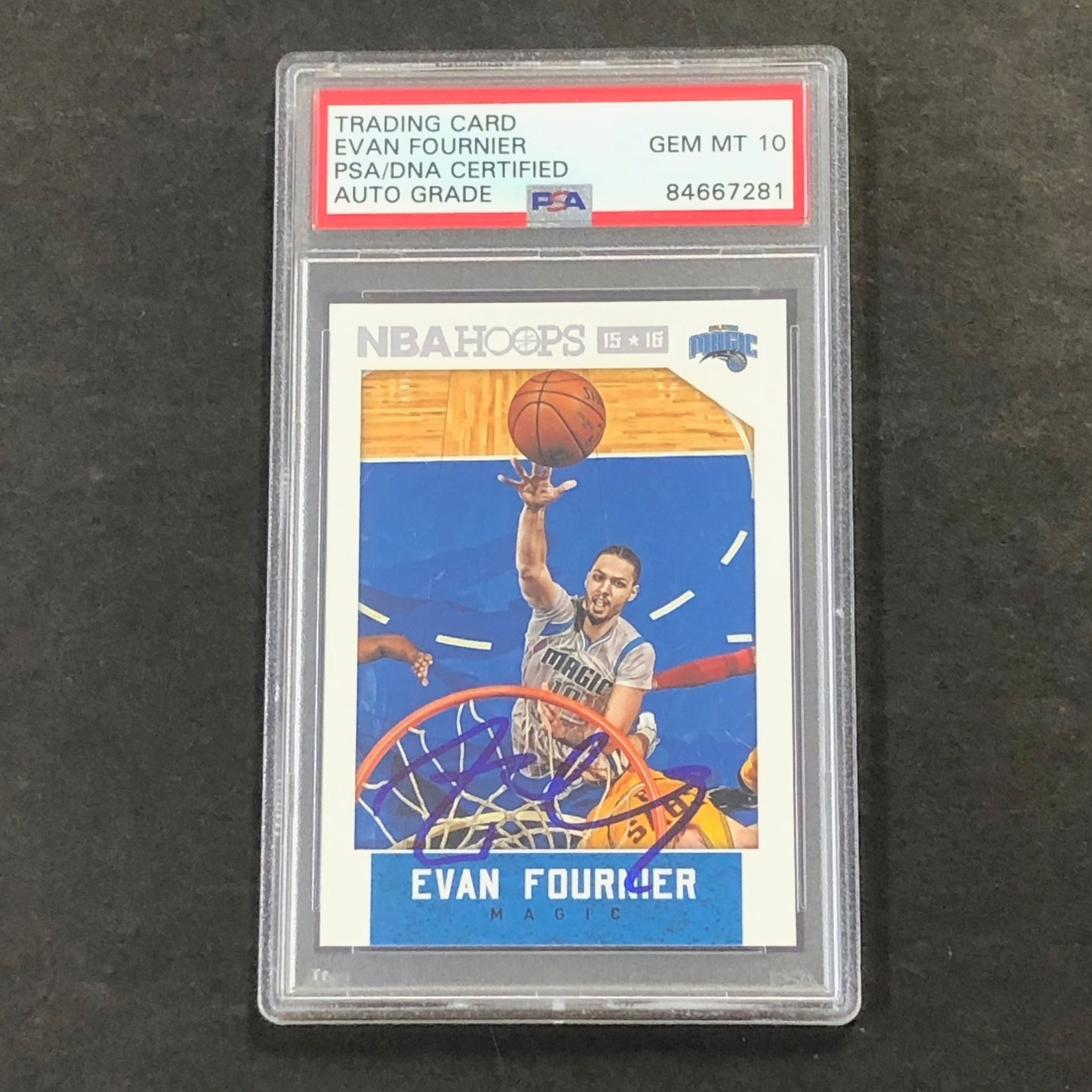 2015 Panini NBA Hoops #11 Evan Fournier Signed Card AUTO 10 PSA Slabbed