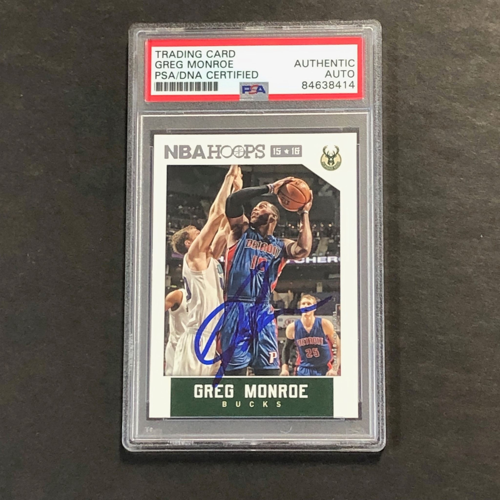 2015-16 NBA Hoops #111 Greg Monroe Signed Card AUTO PSA/DNA Slabbed Bucks