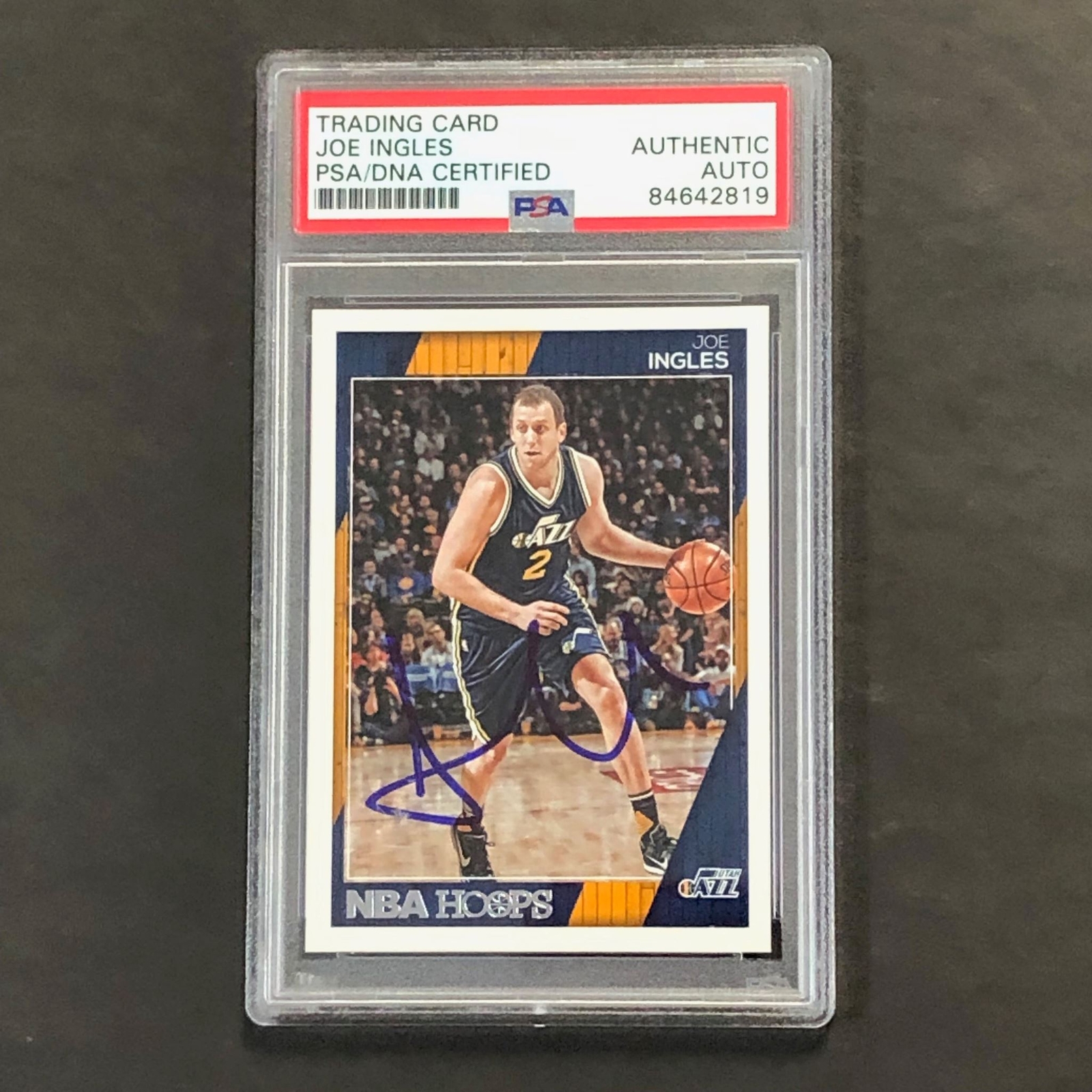 2016-17 NBA Hoops #196 Joe Ingles Signed Card AUTO PSA Slabbed Jazz