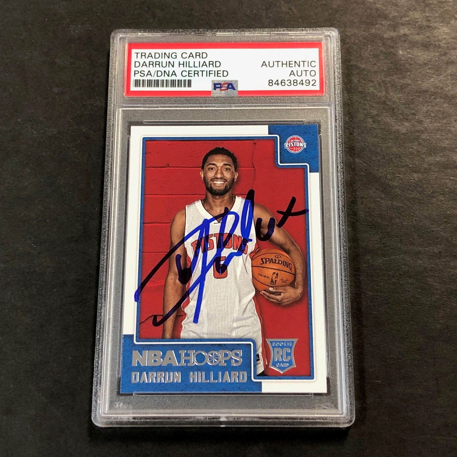 2015-16 NBA Hoops #297 Darrun Hilliard Signed Card AUTO PSA Slabbed RC Pistons