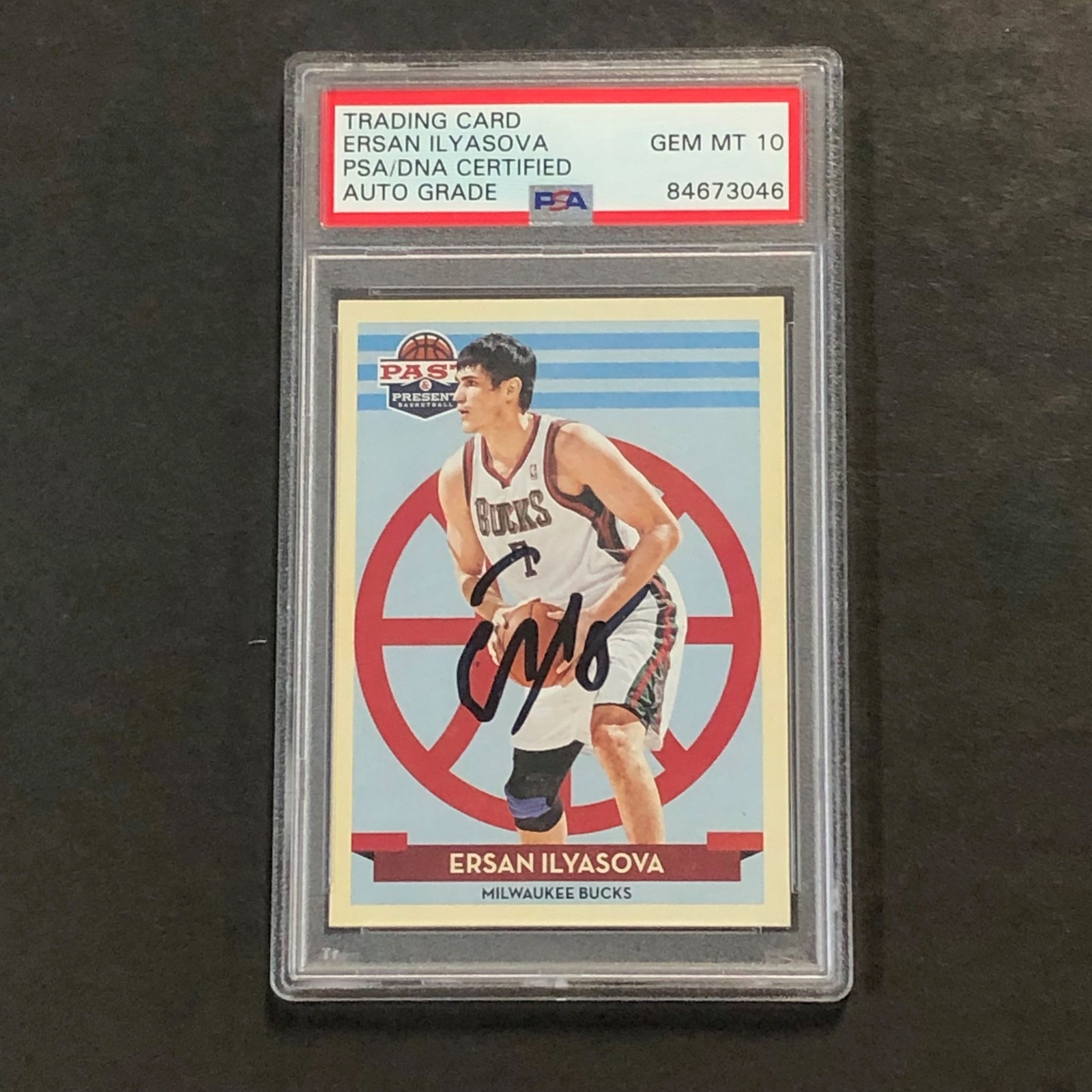 2012-13 Panini Past&Present #140 Ersan Ilyasova Signed Card AUTO 10 PSA Slabbed