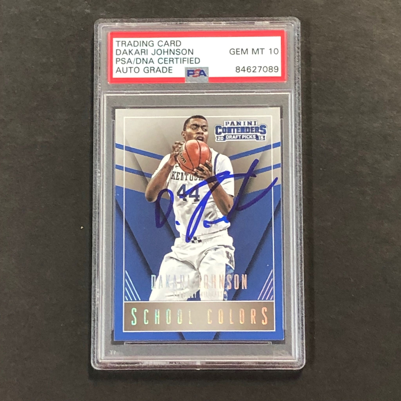 2015-16 Panini Contenders Draft Picks #13 Dakari Johnson Signed Card AUTO GRADE