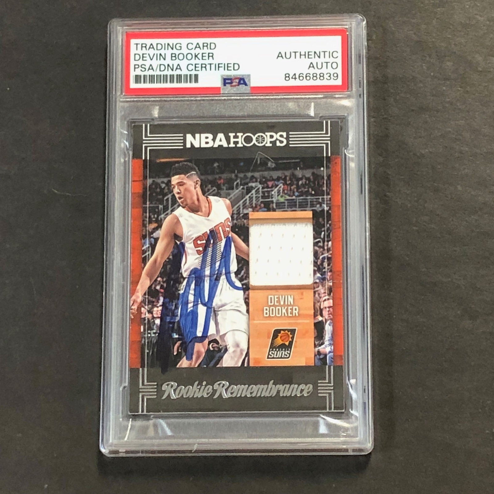 2017-18 NBA Hoops Rookie Remembrance #RR-DB Patch Devin Booker AUTO Signed card