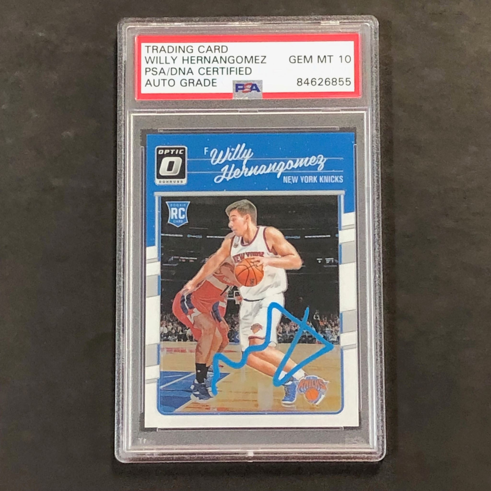 2016-17 Panini Optic #197 Willy Hernangomez Signed Card AUTO 10 PSA Slabbed RC K