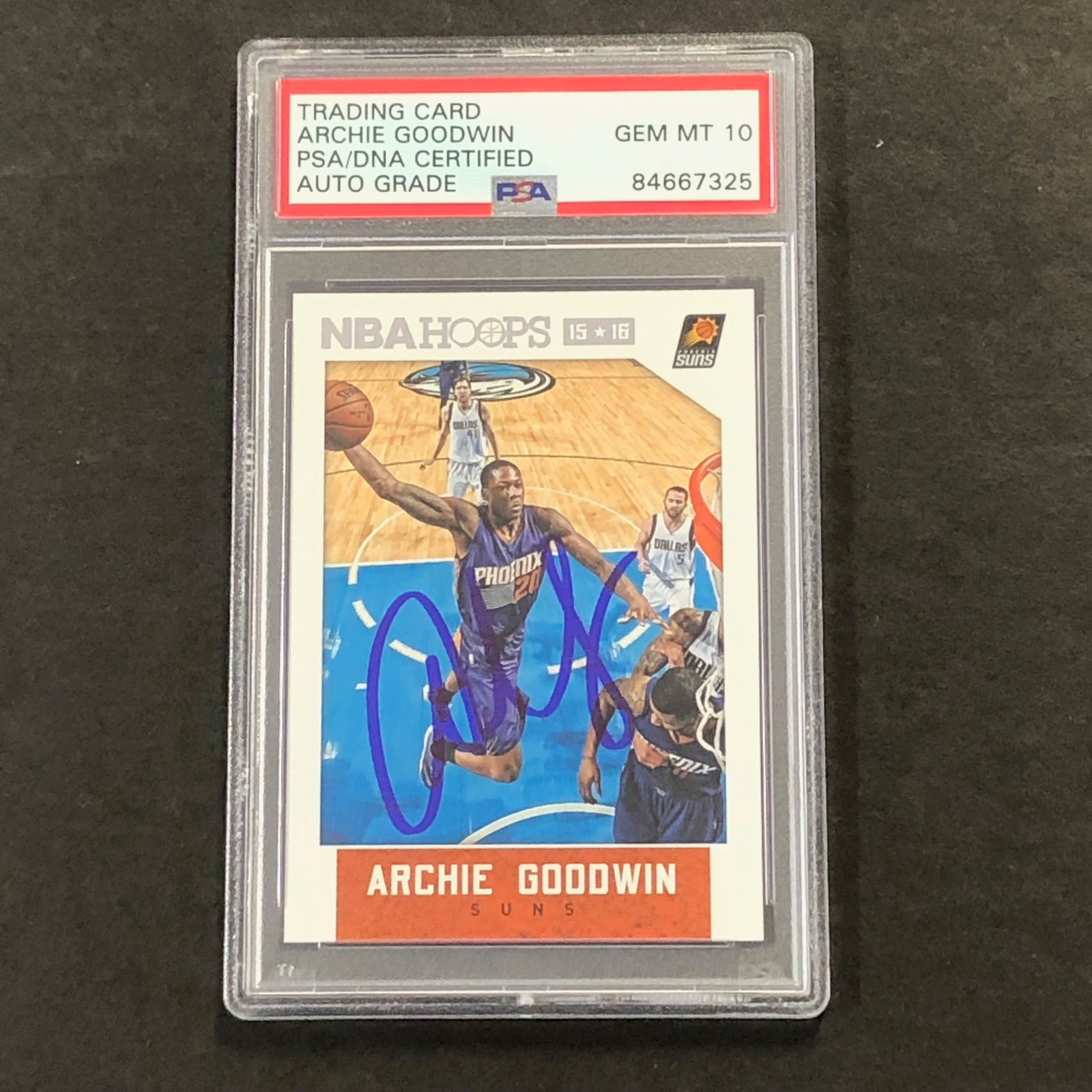 2015-16 NBA Hoops #38 Archie Goodwin Signed Card AUTO 10 PSA Slabbed Suns