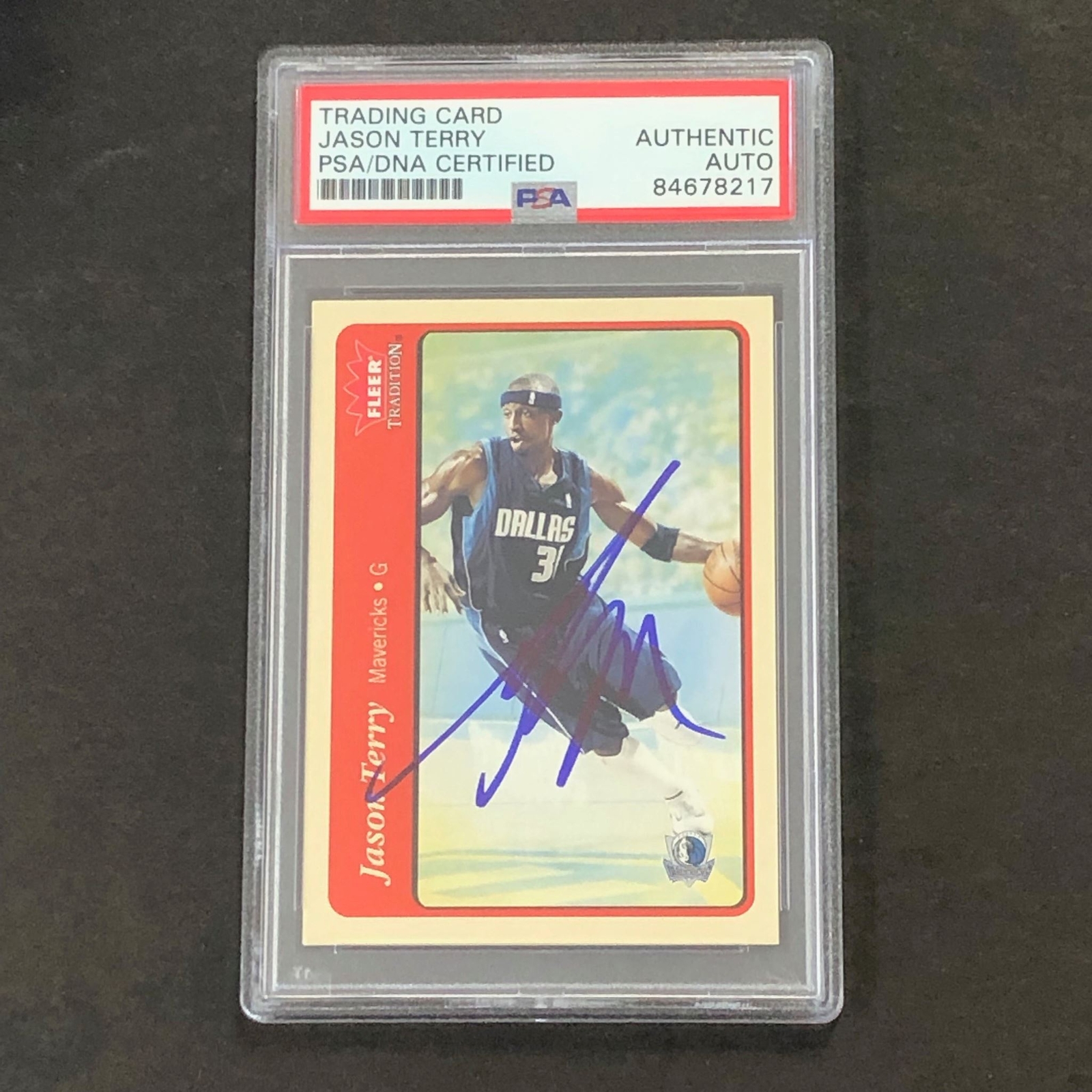 2004-05 Fleer Tradition #150 Jason Terry Signed Card AUTO PSA Slabbed Mavericks