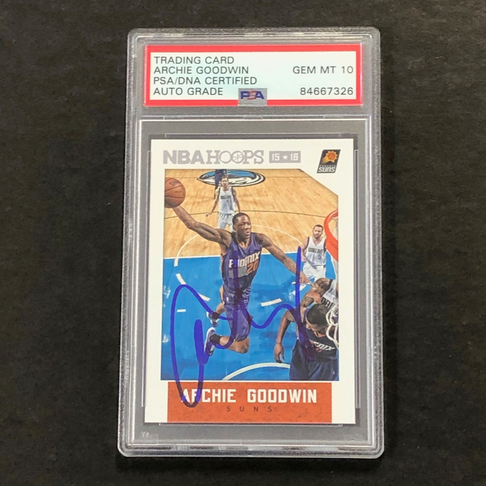 2015-16 NBA Hoops #38 Archie Goodwin Signed Card AUTO PSA Slabbed Phoenix Suns
