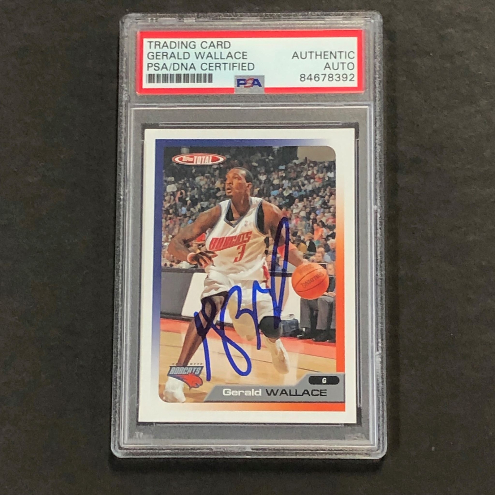 2005-06 Topps Total #165 Gerald Wallace Signed Card PSA Slabbed Bobcats