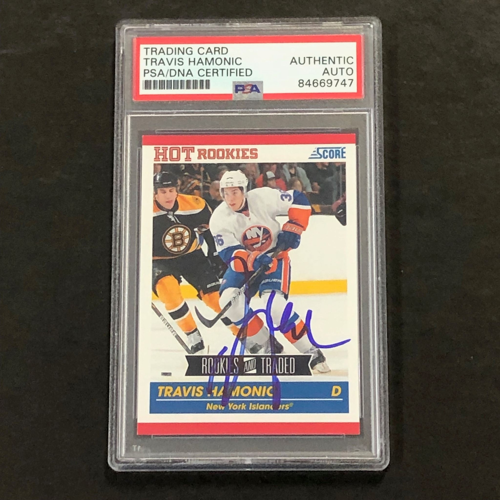 2011 Panini Hot Rookies #618 Travis Hamonic Signed Card AUTO PSA Slabbed Islande