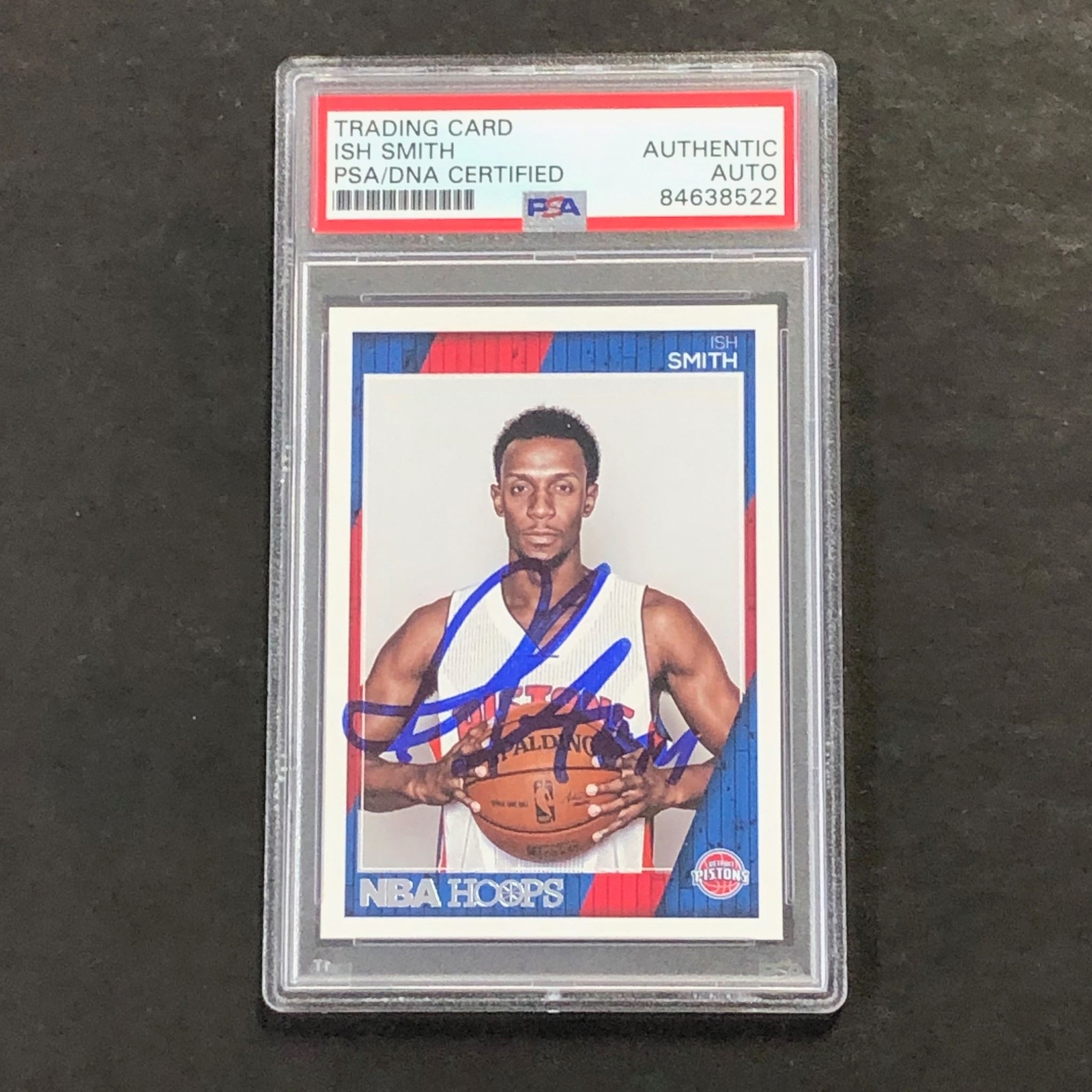 2016-17 NBA Hoops #5 Ish Smith Signed Card AUTO PSA Slabbed Pistons
