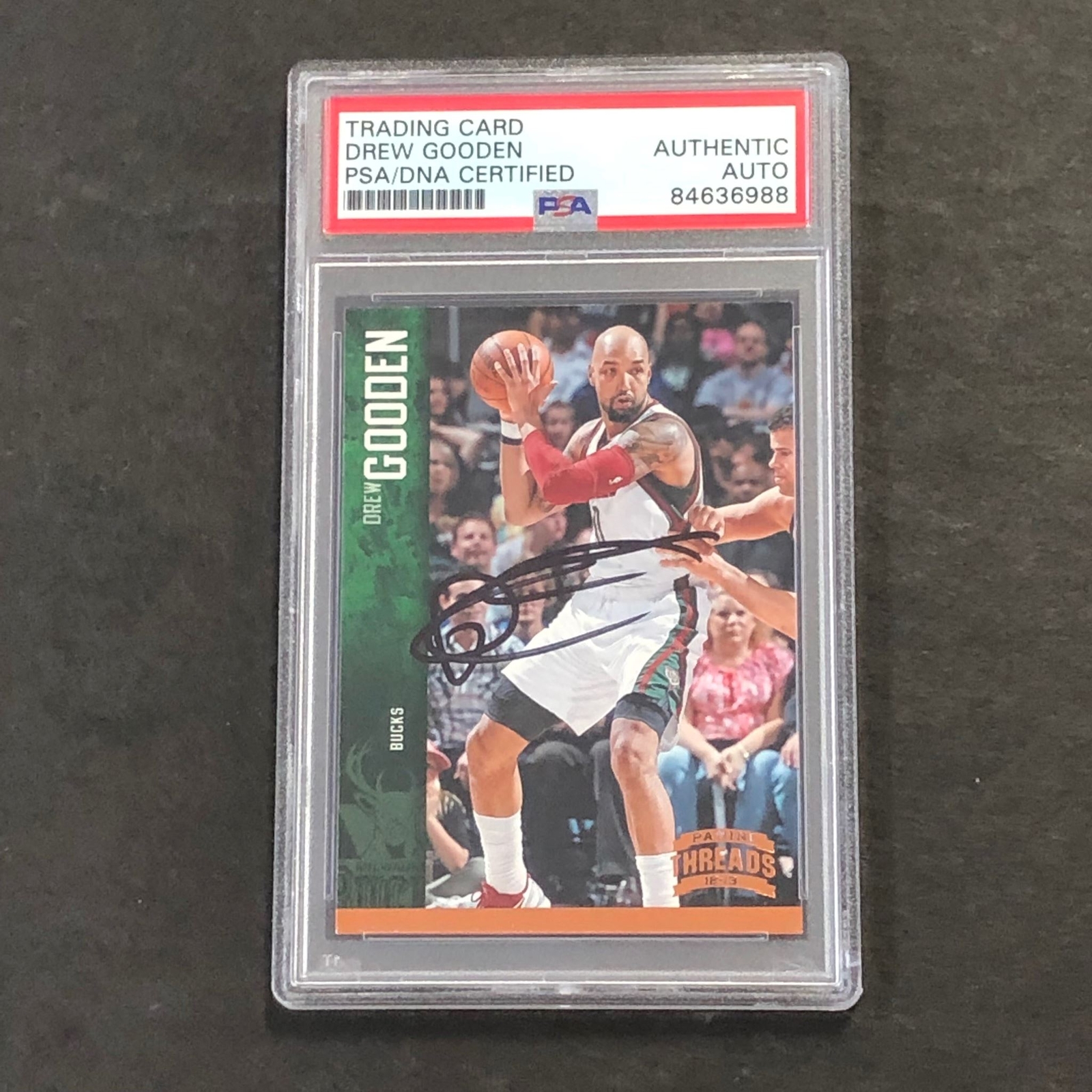 2012-13 Panini Threads #85 Drew Gooden Signed Card AUTO PSA/DNA Slabbed Bucks